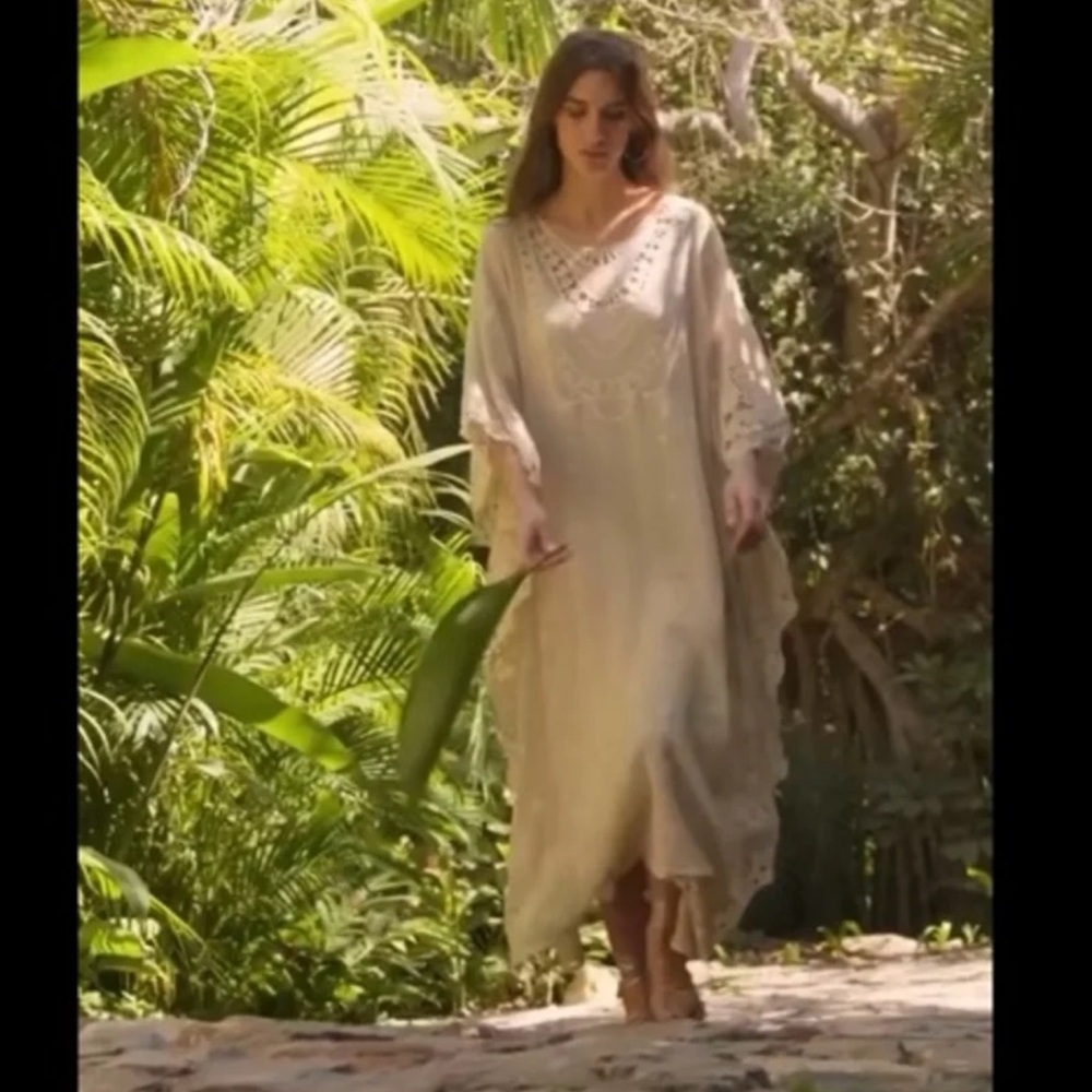 Soft Surroundings Martinique Breeze Caftan in Cream 
size Large/XL - Picture 9 of 12